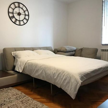 Apartament Sanda Apartment ทูร์ดา ภายนอก รูปภาพ