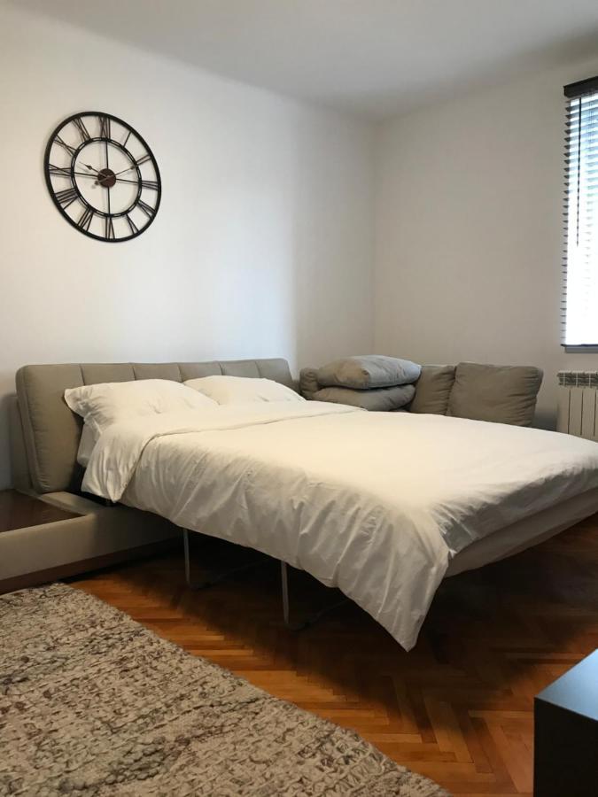 Apartament Sanda Apartment ทูร์ดา ภายนอก รูปภาพ